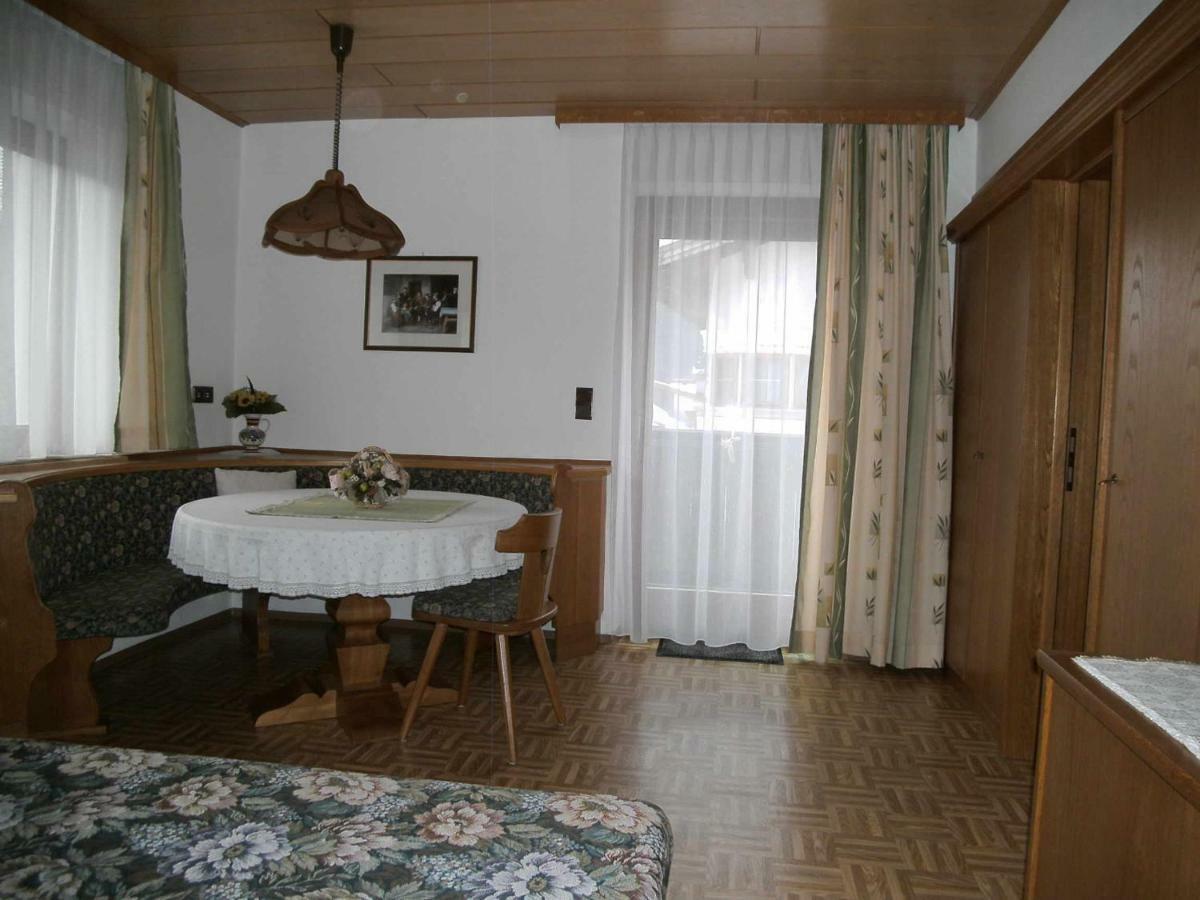 טרינס Apartments Jaeger מראה חיצוני תמונה